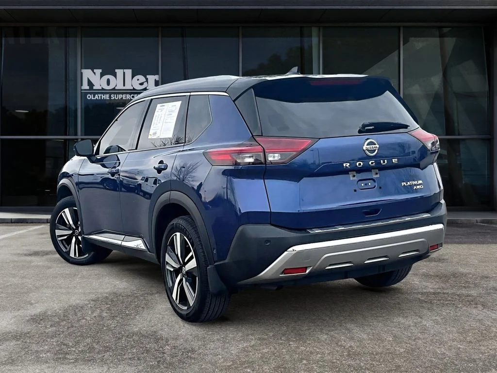 Certified Used 2021 Blue / Black Nissan Platinum image 12