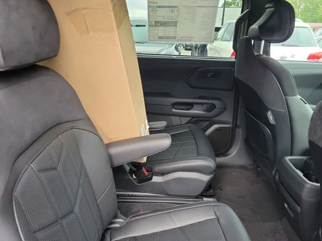 New 2027 Terrain Brown Matte Kia X-Pro SX Prestige image 28