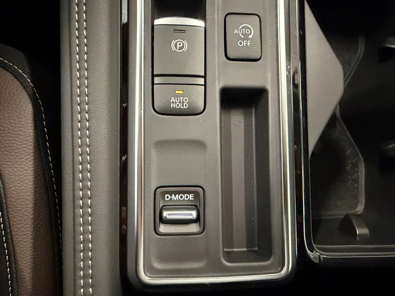 New 2026 Gun Metallic Nissan Platinum image 45