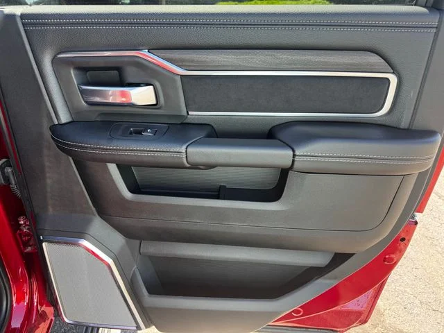 New 2026 Molten Red Pearl-Coat Exterior Paint RAM LARAMIE image 15