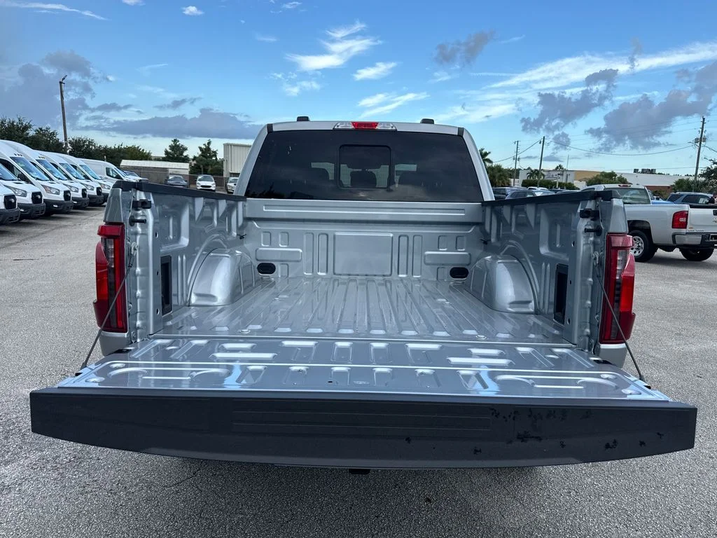 New 2026 Silver Ford XLT image 21
