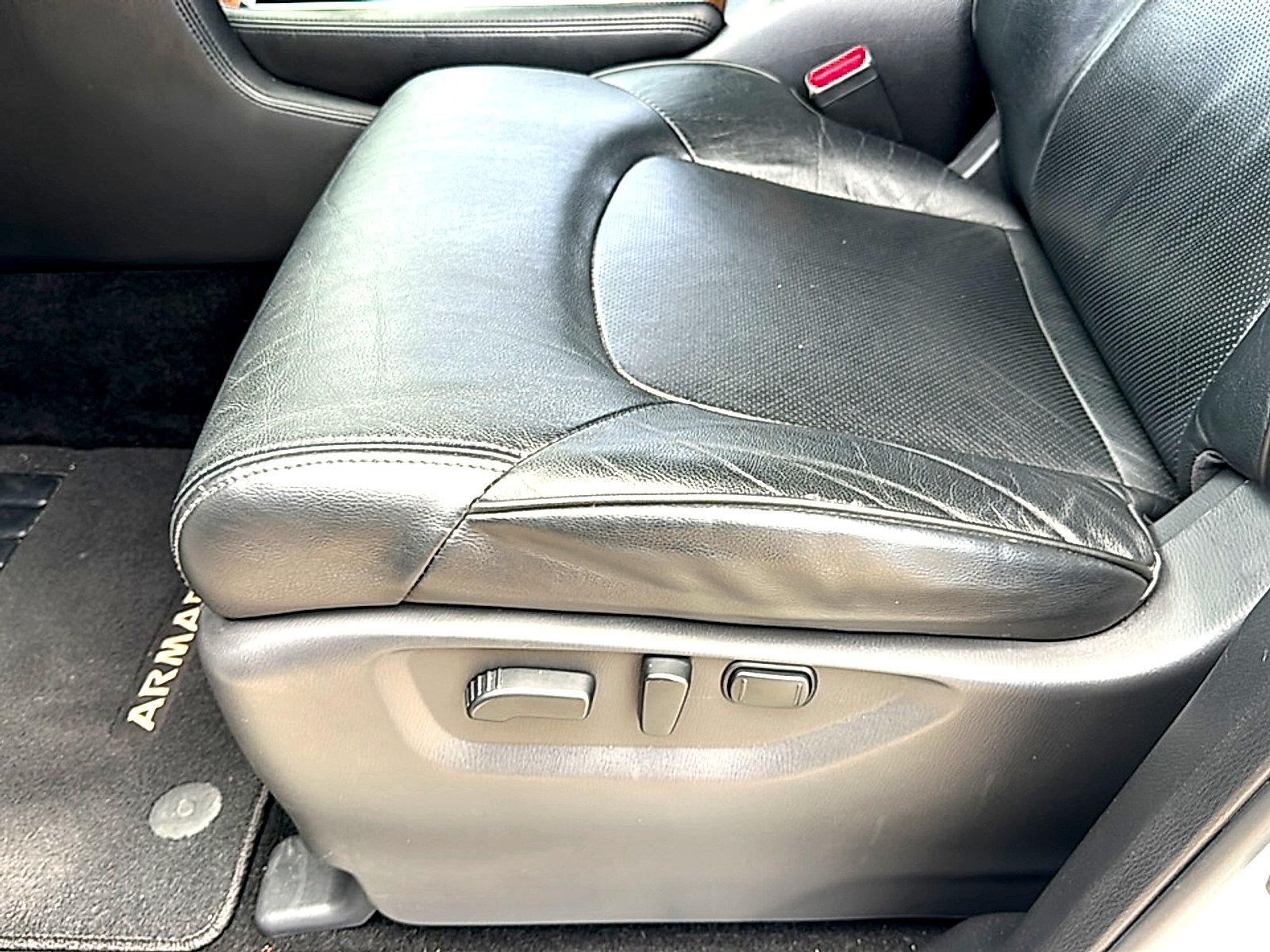 Used 2022 Aspen White TriCoat Pearl Nissan SL 2WD image 15
