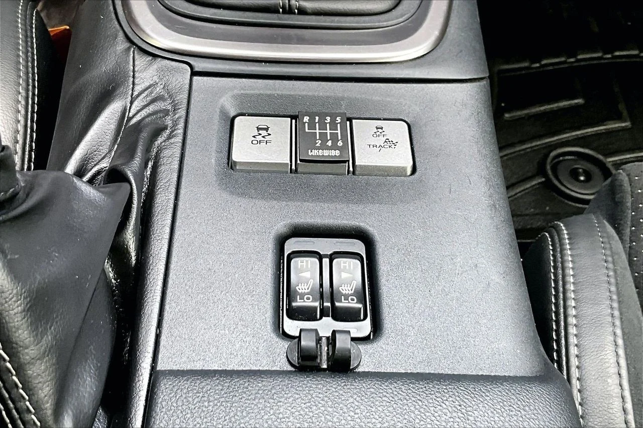Used 2026  Toyota Premium image 26