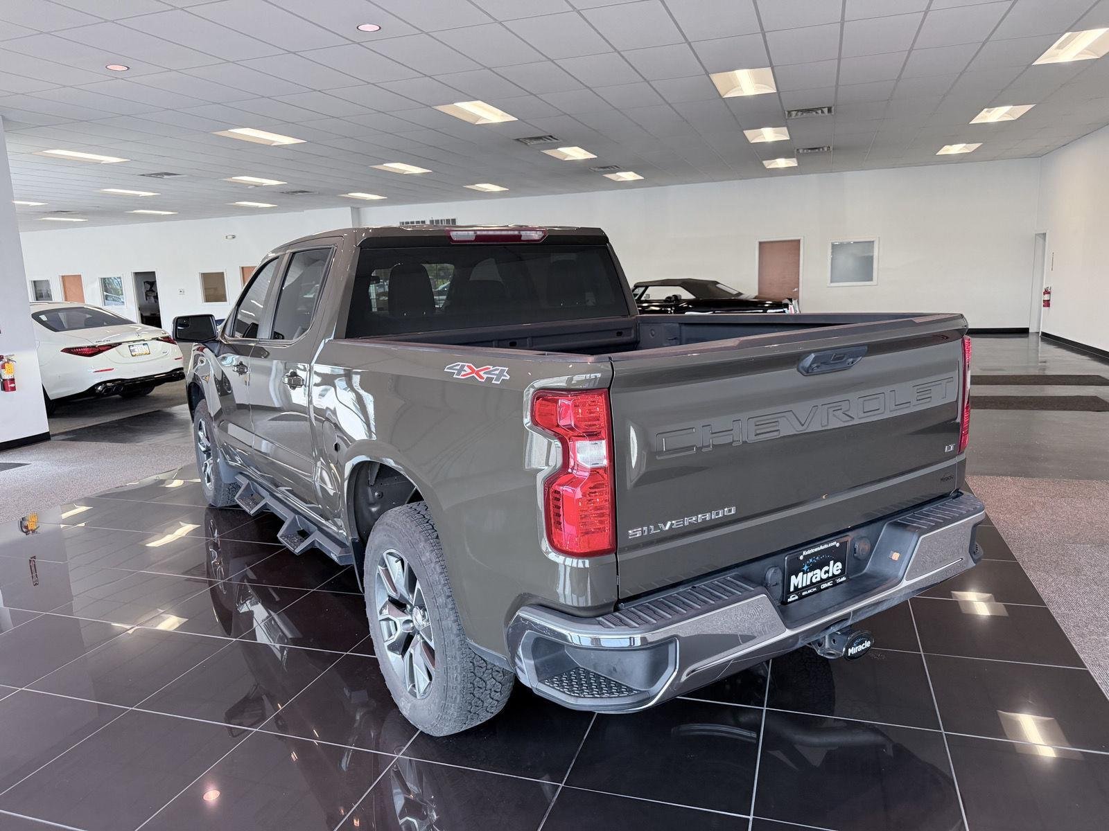 Used 2023 HARVEST BRONZE METALLIC Chevrolet LT image 4