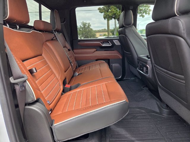 2025 GMC Sierra 3500HD Denali Ultimate - Photo 14