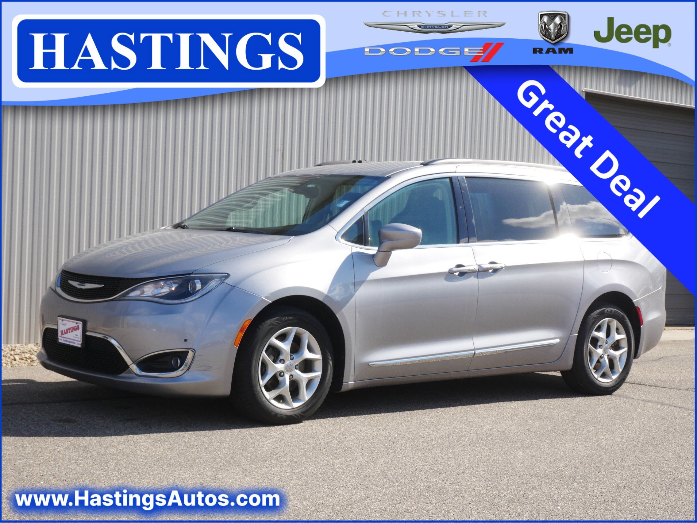Used 2017 Billet Silver Metallic Clearcoat Chrysler Touring-L image 1