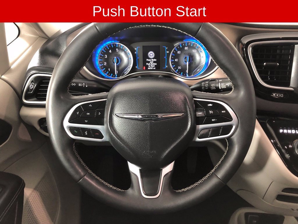 Used 2023 White Chrysler LX image 7