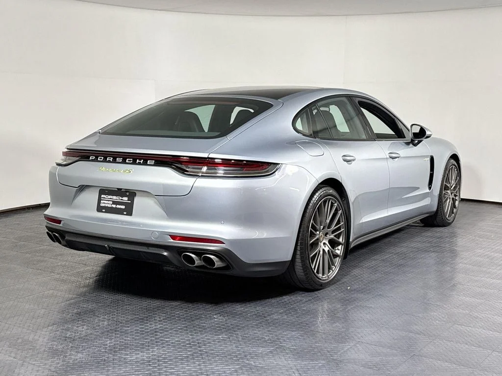 Used 2021 Dolomite Porsche 4S image 8