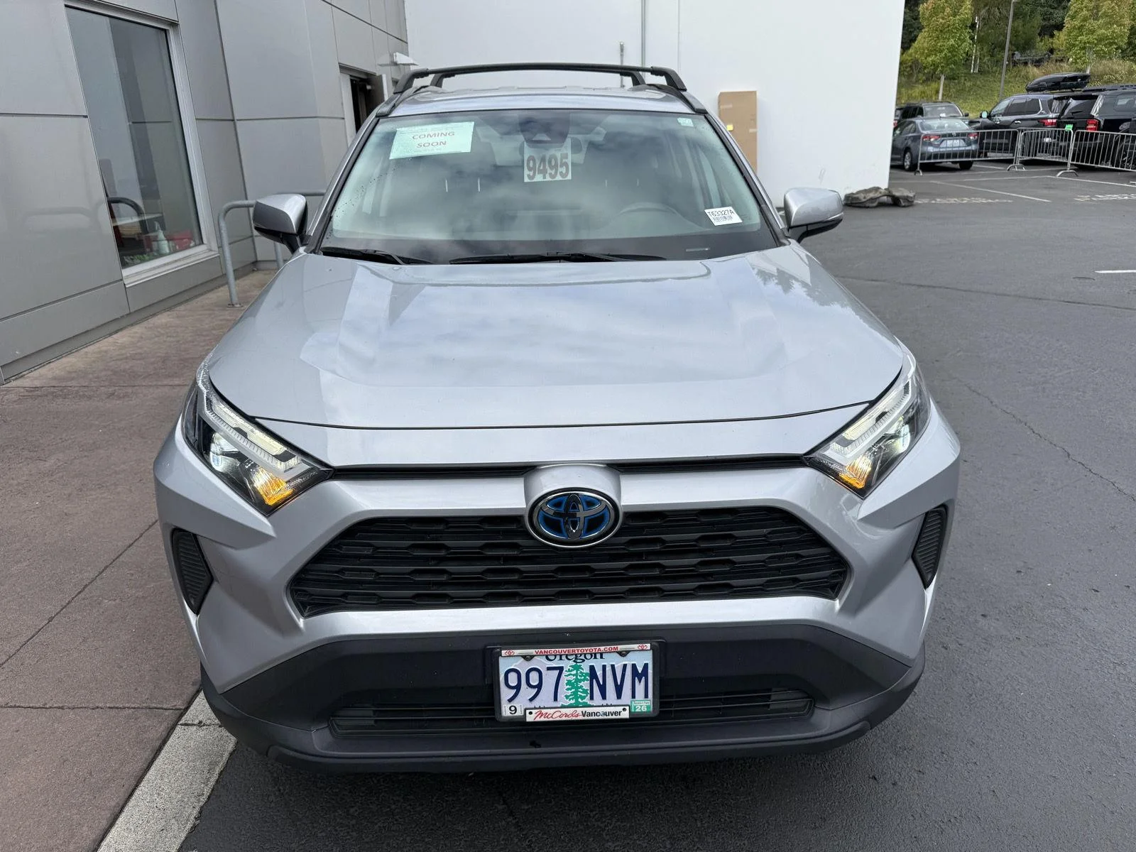 Used 2022 Silver Sky Metallic Toyota Hybrid XLE image 8