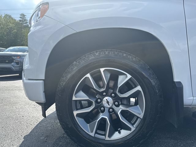 Used 2024 Summit White Chevrolet RST image 21