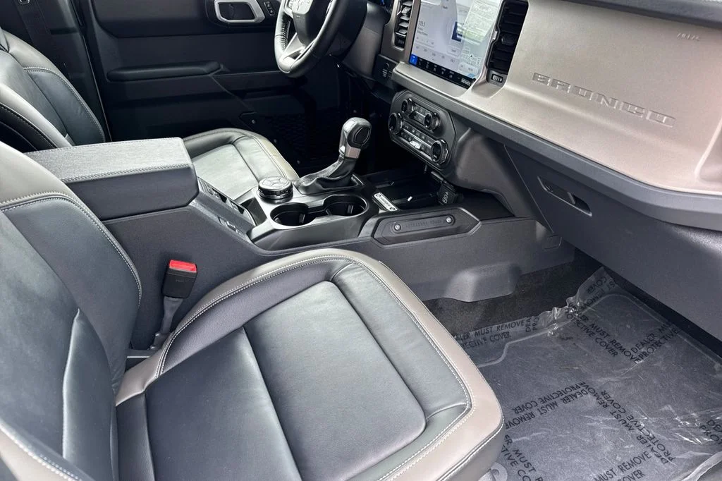 New 2026 Desert Sand Ford Outer Banks® image 16