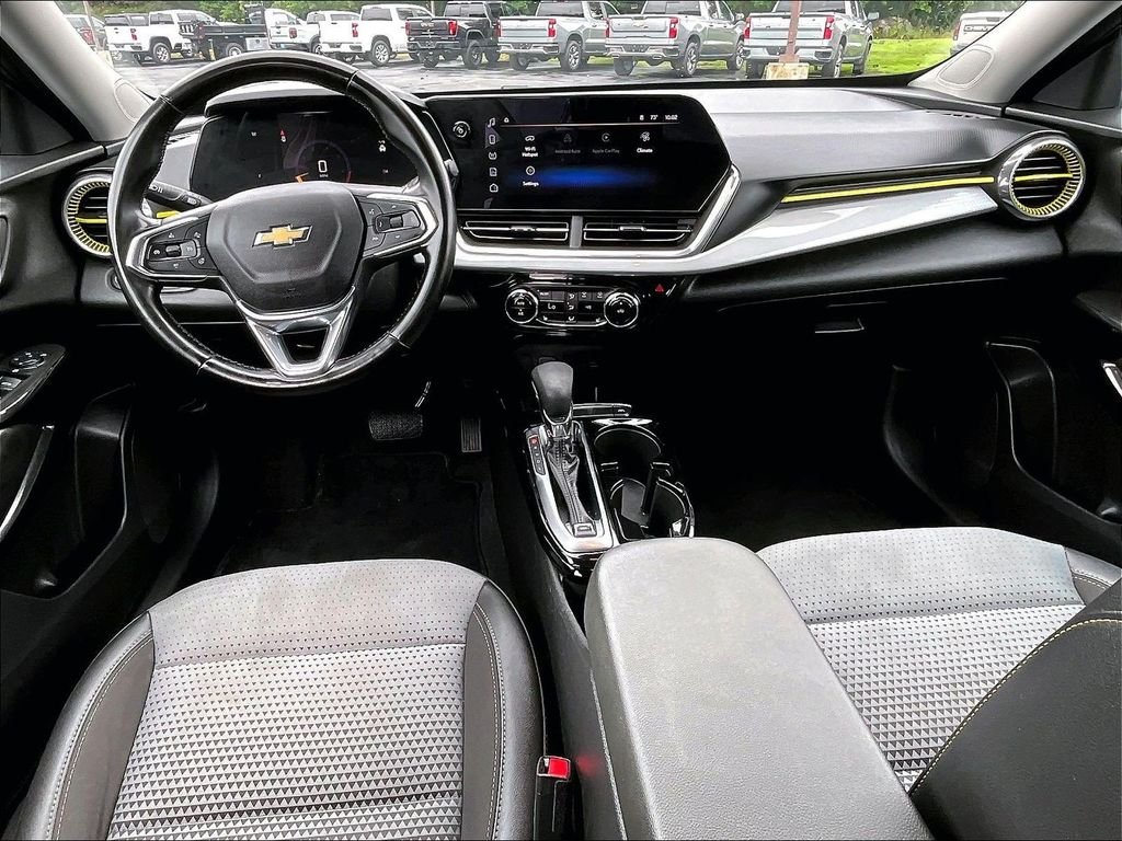 Used 2024 Gray Chevrolet LT image 20