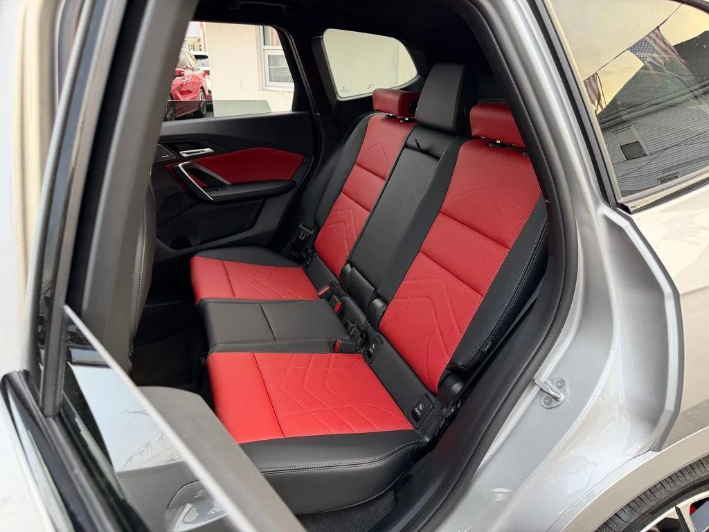 Used 2026 Silver BMW M35i image 21