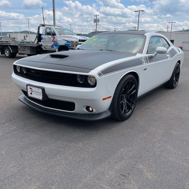 Used 2021 White Dodge R/T Scat Pack image 1