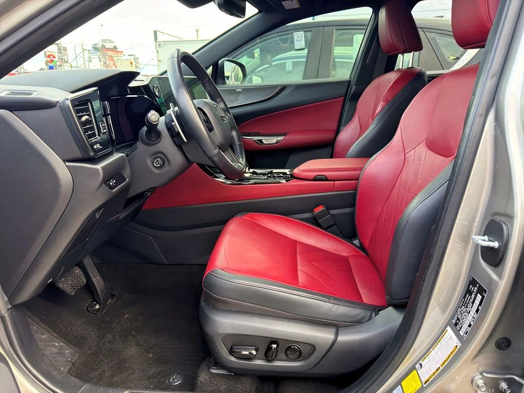 Used 2022 Atomic Silver Lexus Luxury image 13