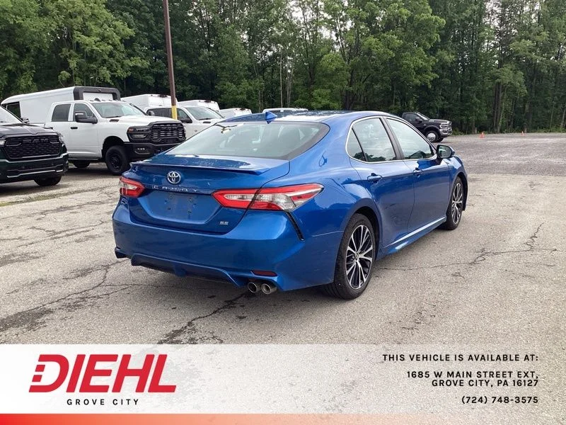 Used 2019 Blue Toyota SE image 7