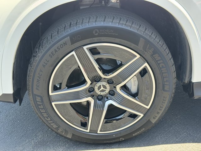 Certified Used 2025 Polar White Mercedes-Benz GLC 300 image 15