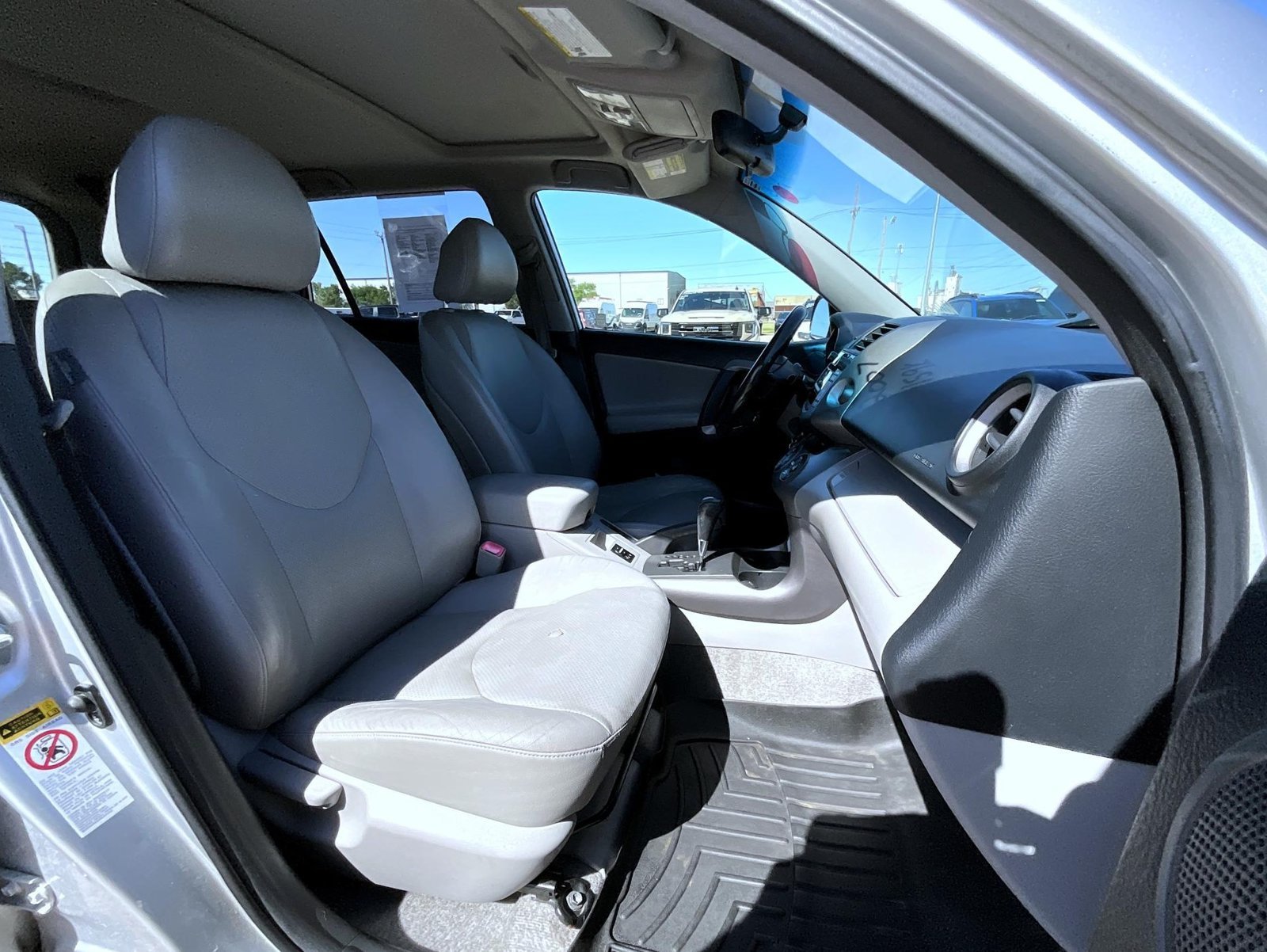Used 2007 Silver Toyota Limited image 17