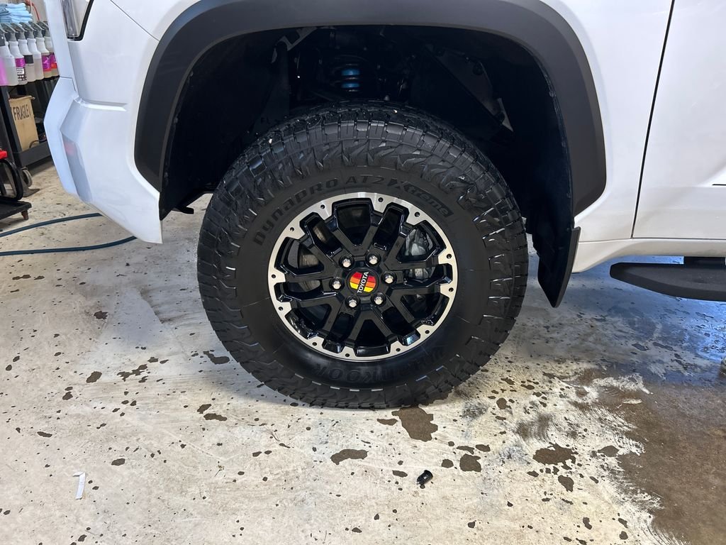 Used 2025 White Toyota SR5 image 10