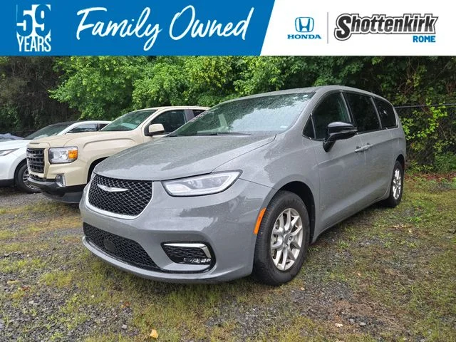 2025 Chrysler Pacifica