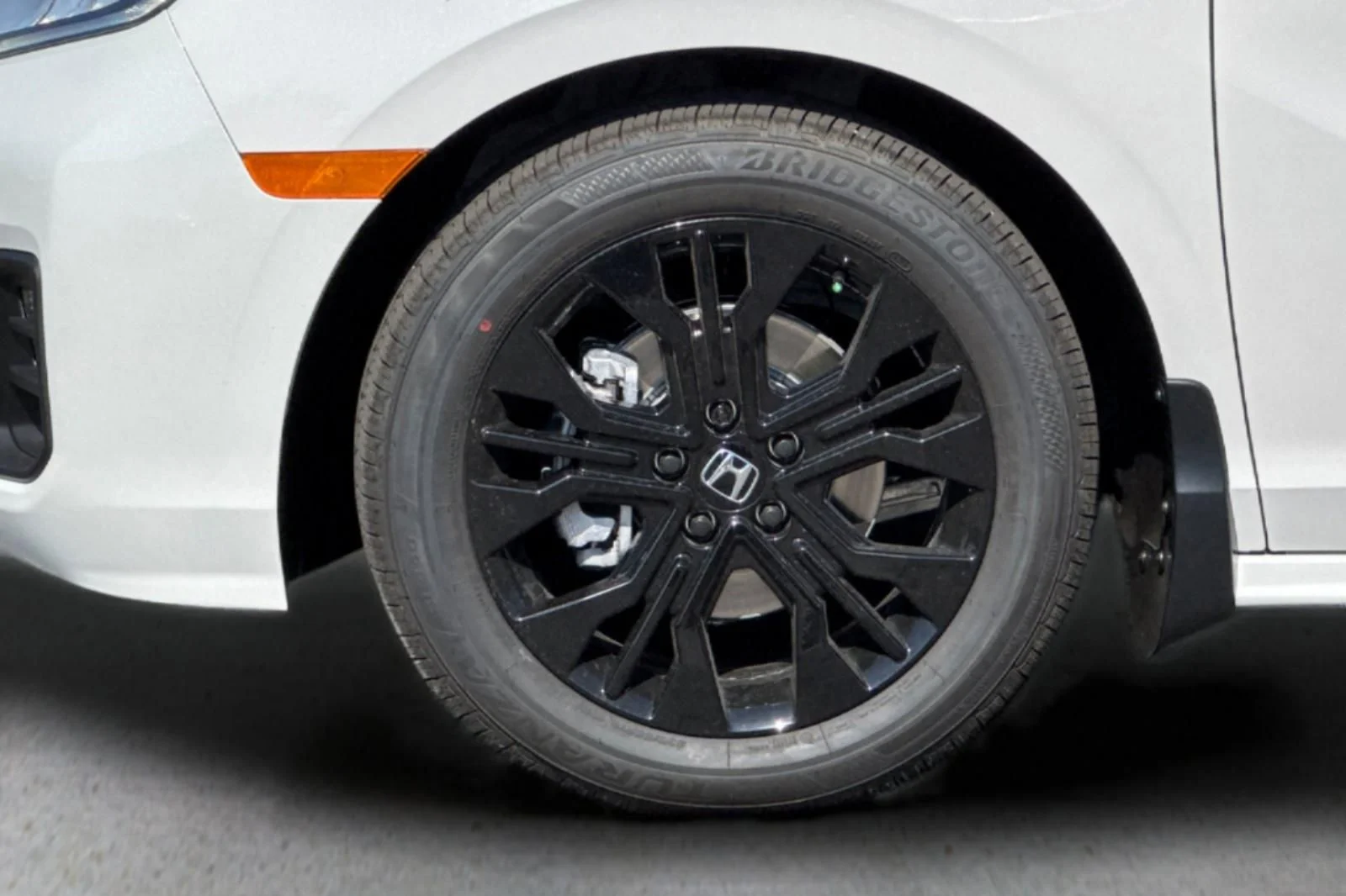 New 2026 PLATINUM WHT PR Honda Sport-L image 31