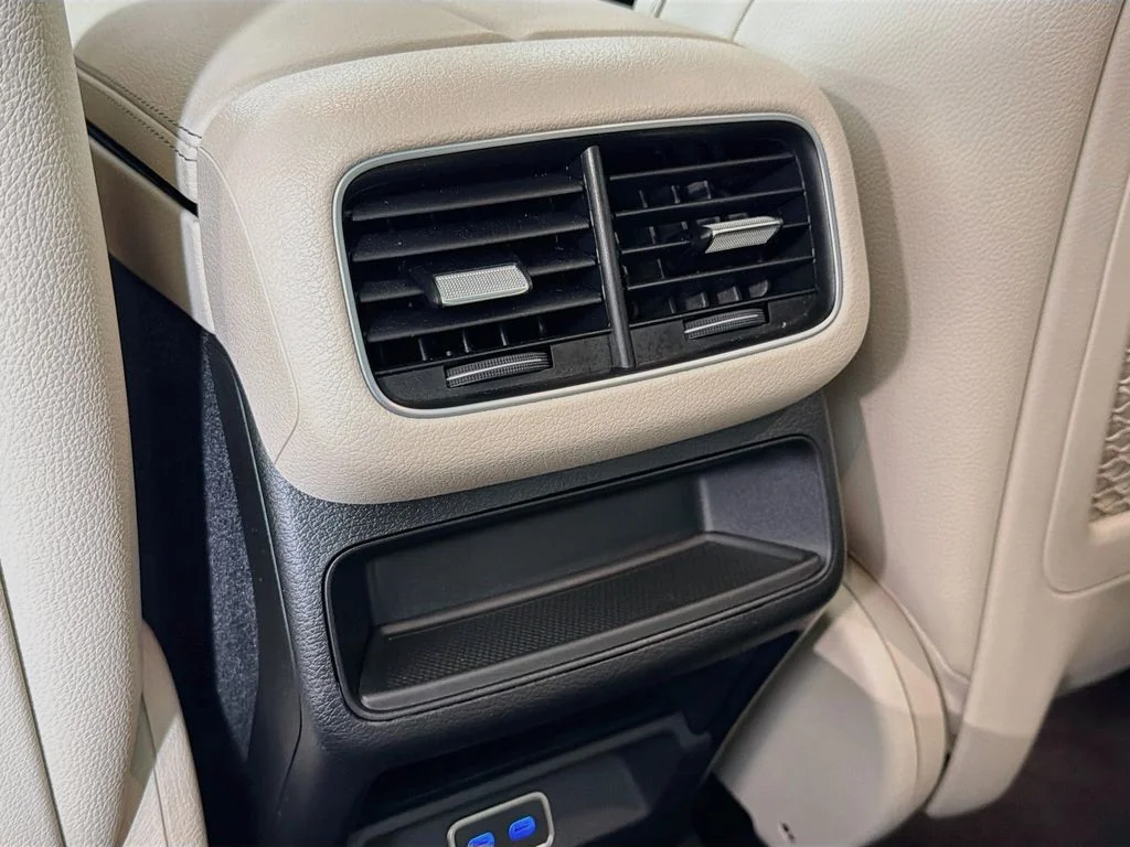 Used 2024 Black Mercedes-Benz GLE 350 image 27