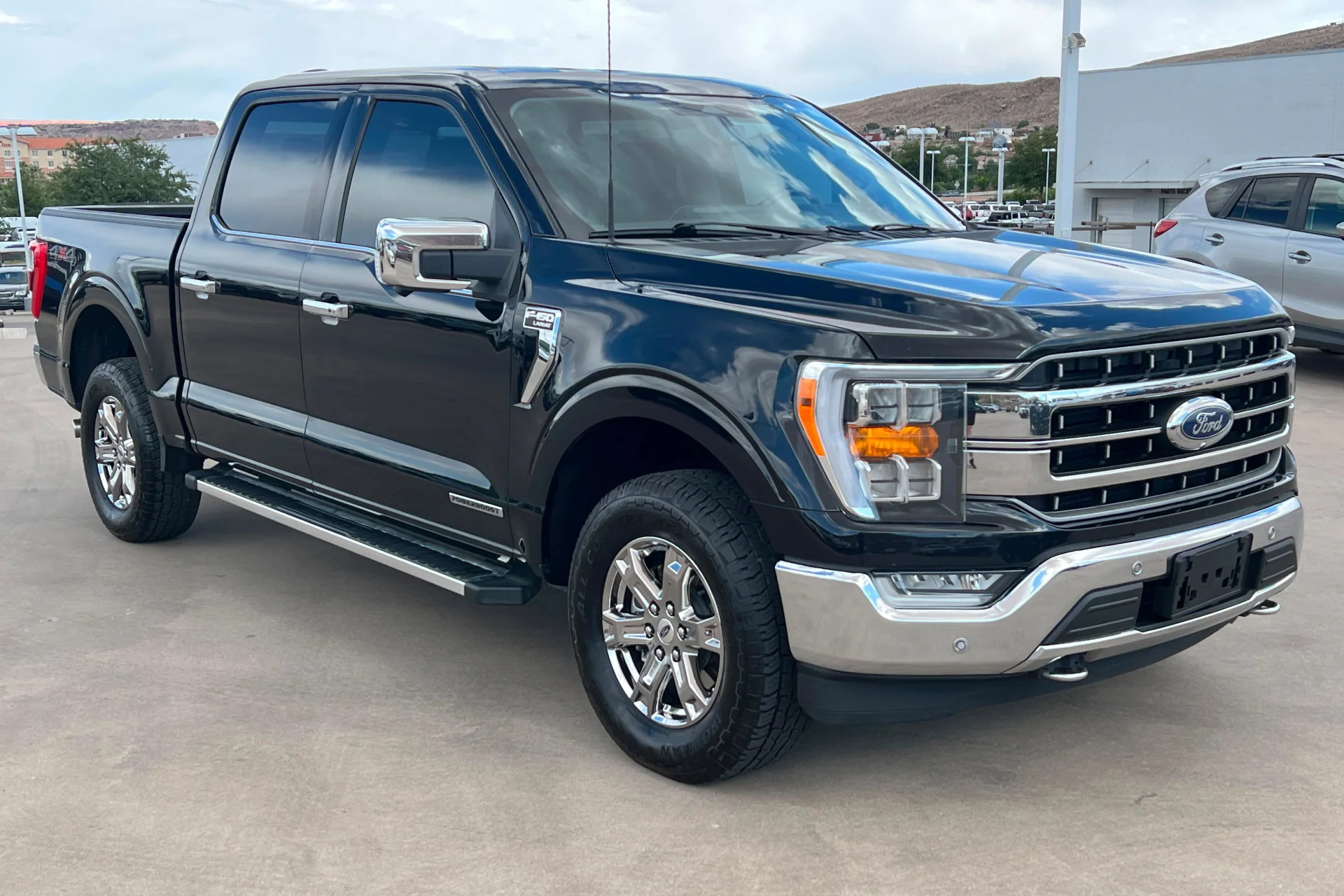 Used 2023 Agate Black Metallic Ford XL image 7