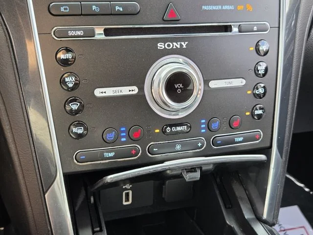 Used 2018 Black Ford Platinum image 22