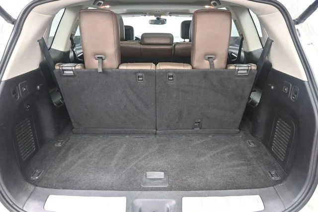 Used 2017 Majestic INFINITI Base image 36