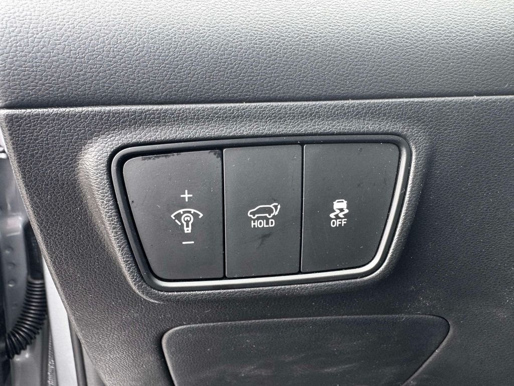 Used 2024 Silver Hyundai XRT image 18