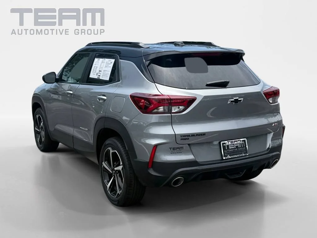 Used 2023 STERLING GRAY METALLIC Chevrolet RS image 5