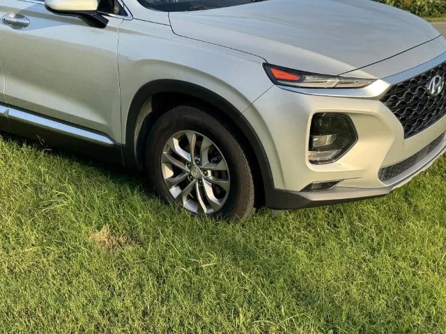 Used 2020 Silver Hyundai SEL image 10