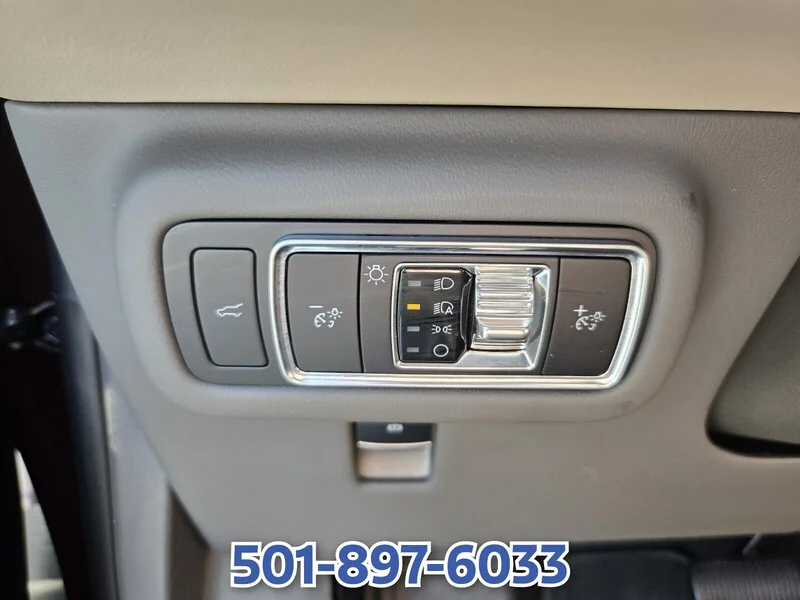 Used 2025 Red Metallic LINCOLN PREMIERE AWD image 29
