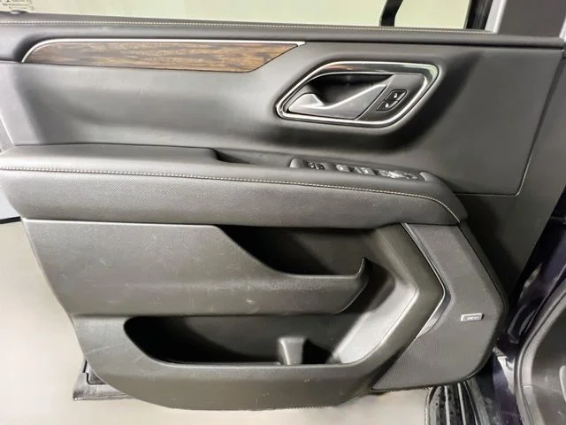 Used 2022 Gray Chevrolet Premier image 33