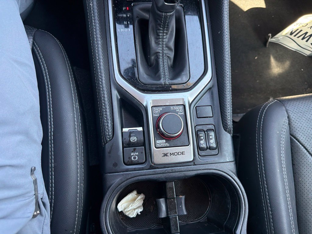 Used 2022 White Subaru Limited image 16