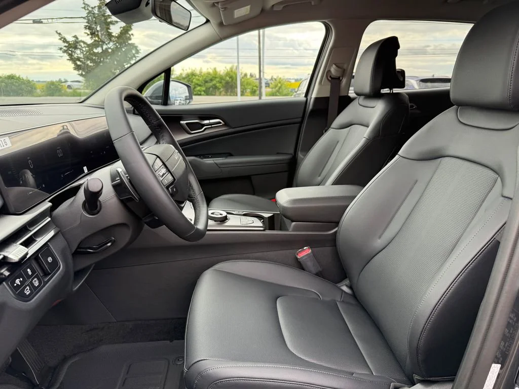 New 2026 Gravity Gray Kia EX image 17