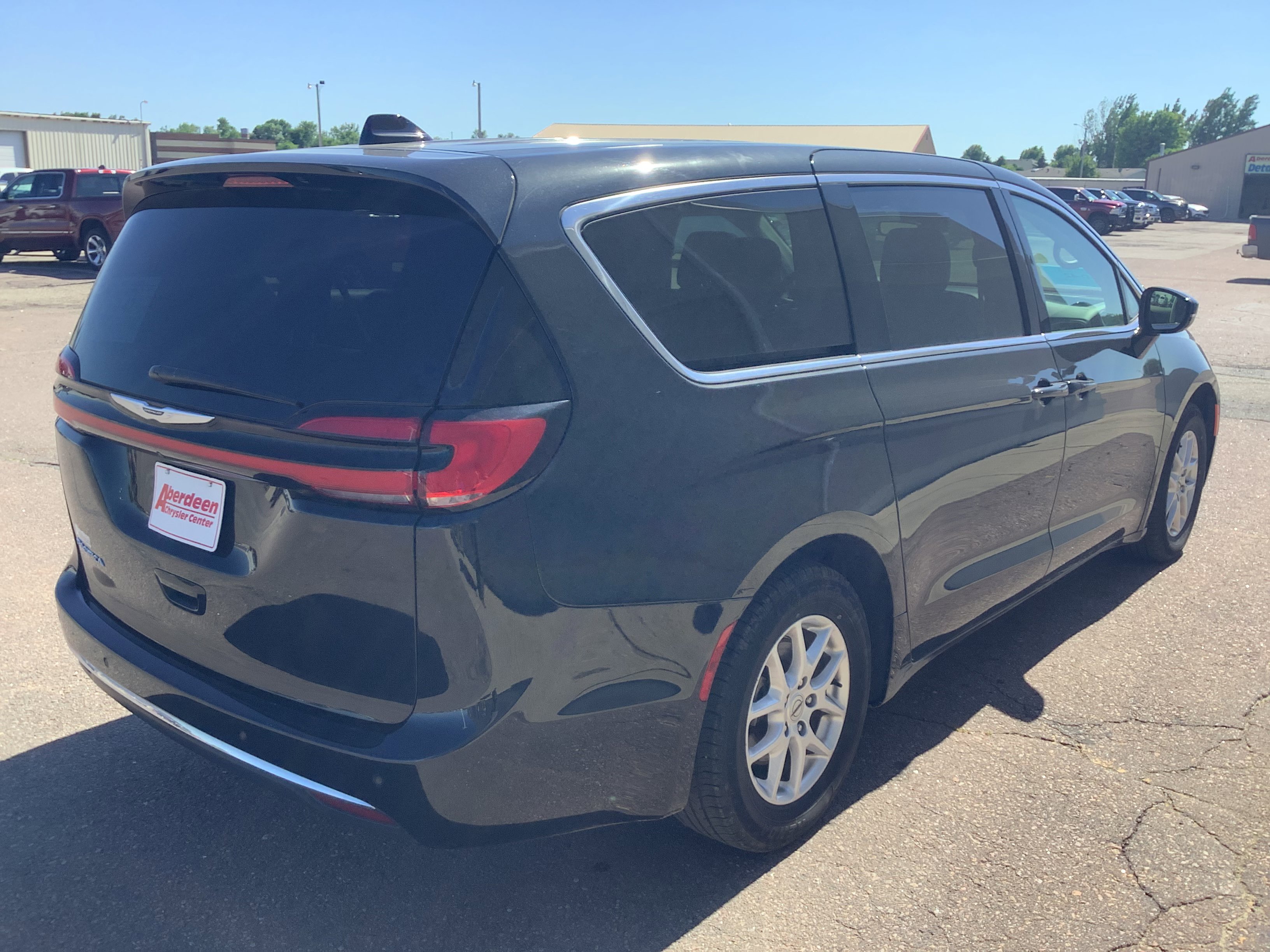 Used 2024 Black Chrysler Touring L image 5