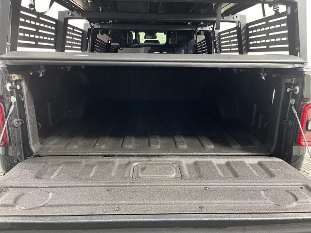 Used 2024 Black Jeep Mojave image 43