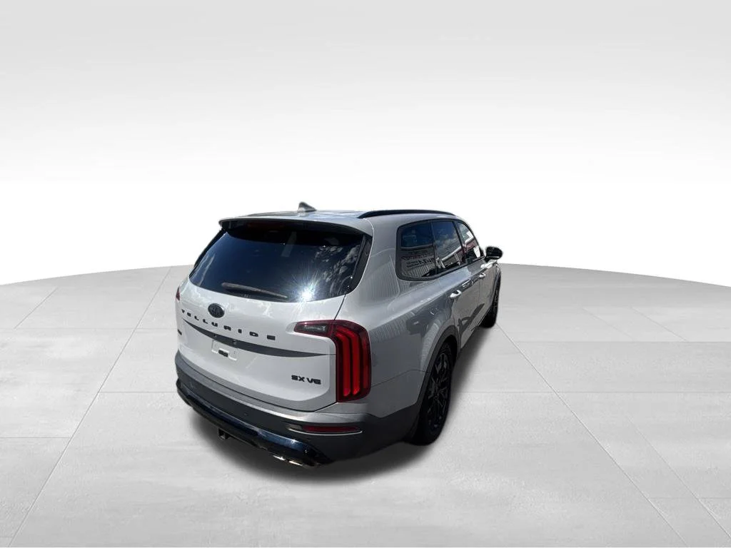 Certified Used 2021 Gray Kia SX image 5
