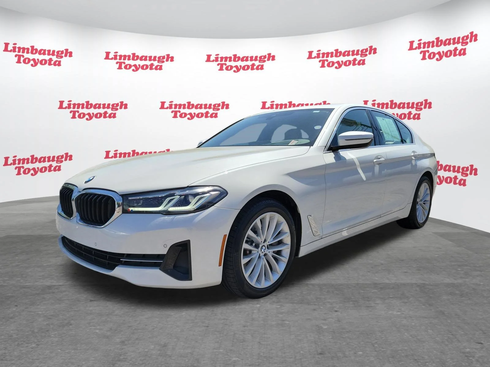 2023 BMW 5 Series 530i - Photo 23