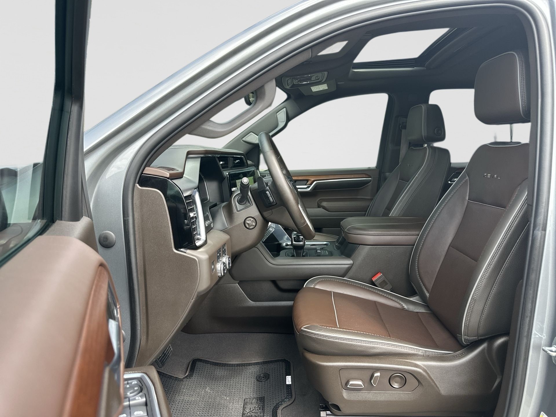 Certified Used 2023 STERLING METALLIC GMC Denali image 20