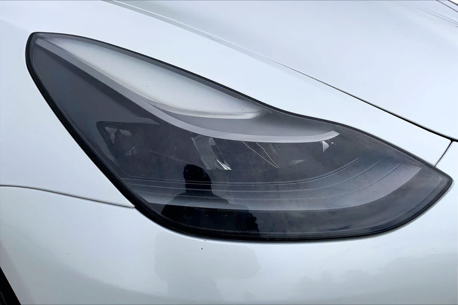 Used 2023 Pearl White Multi-Coat Tesla  image 25