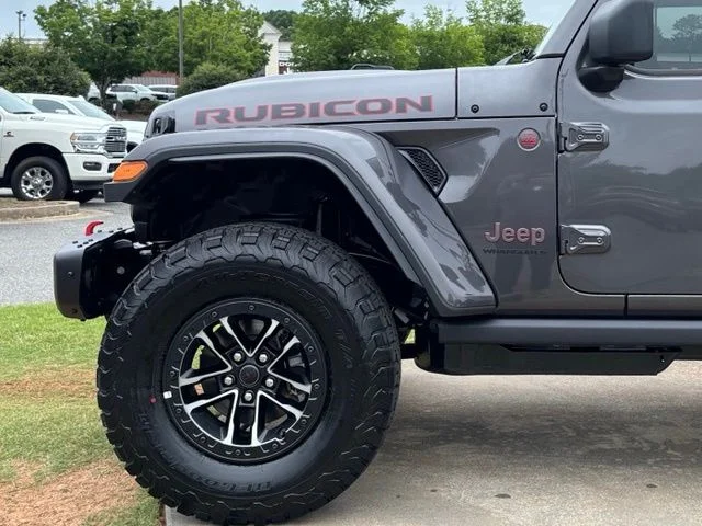 New 2026 Granite Crystal Metallic Clear-Coat Exterior Paint Jeep Rubicon X image 12
