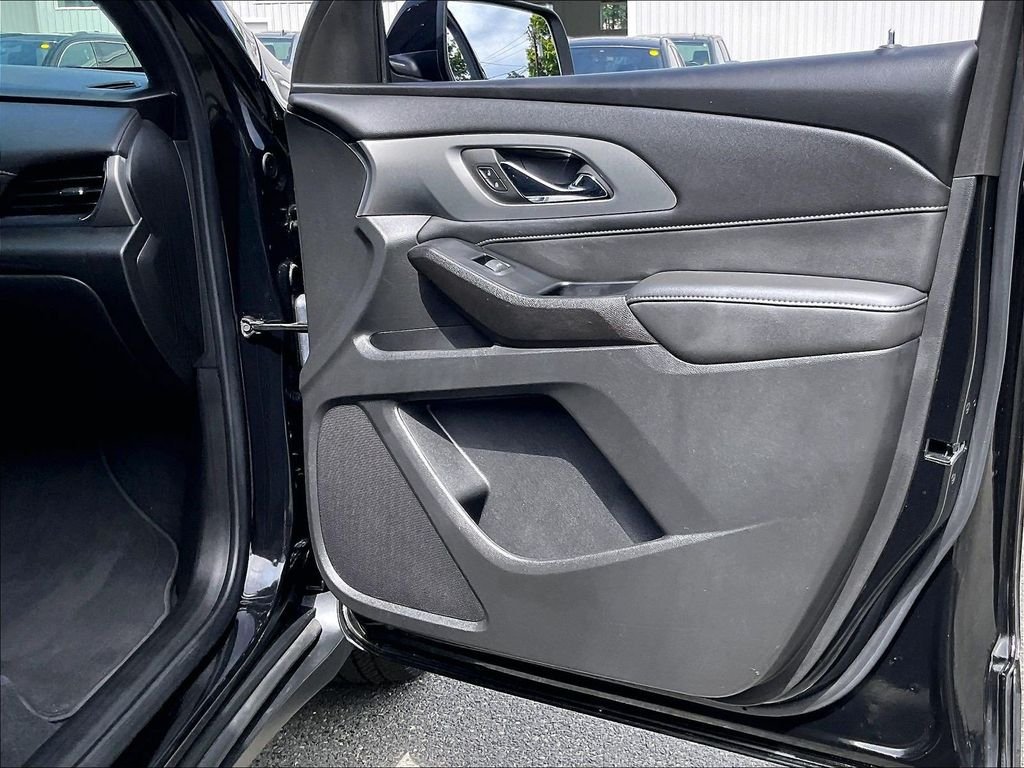 Used 2023 Black Chevrolet LT image 12