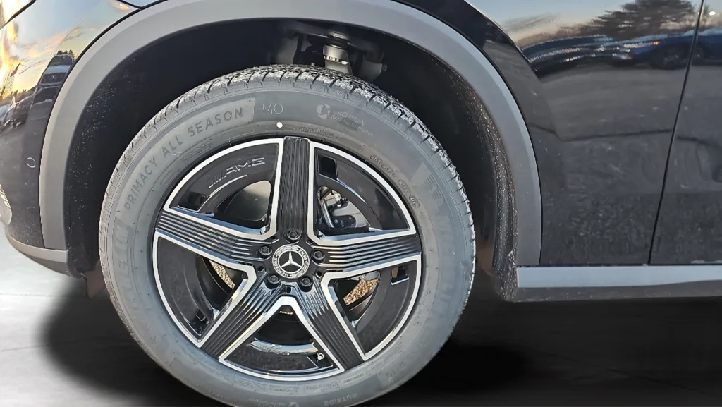 Certified Used 2026 Black Mercedes-Benz GLC 300 image 9