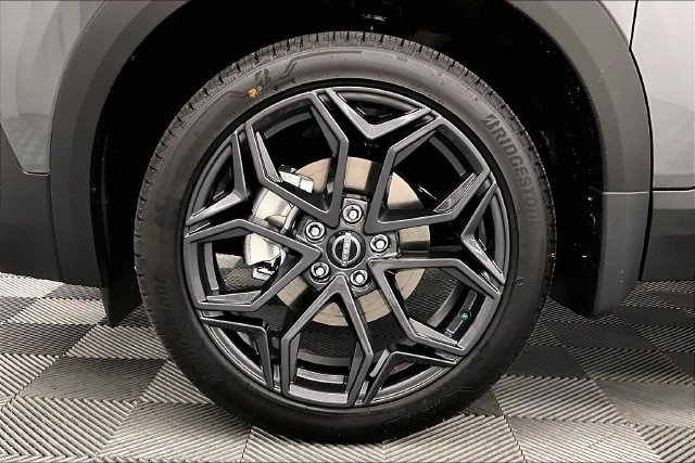 New 2026 Gun Metallic/Scarlet Ember Tintcoat Nissan SR image 12