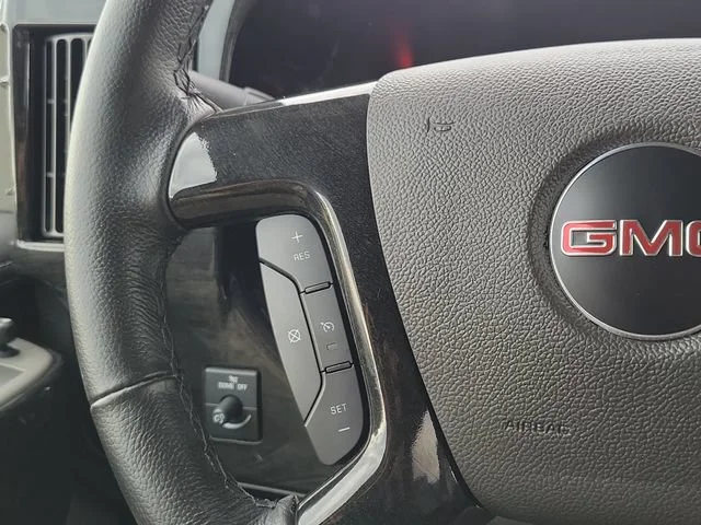 Used 2025 Special Exterior Color GMC Work Van image 12