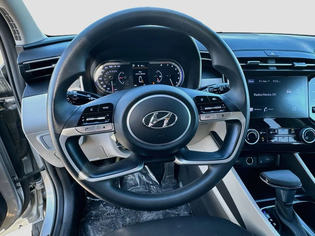 Used 2023 Shimmering Silver Hyundai SEL image 10