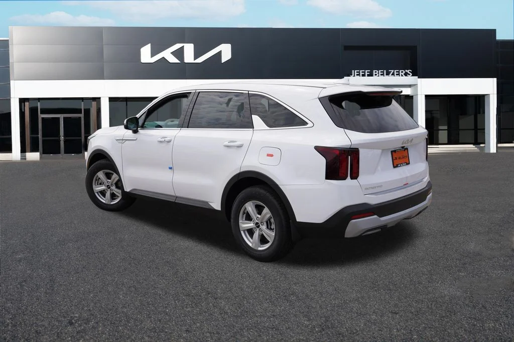 New 2026 Glacial White Pearl Kia LX image 5
