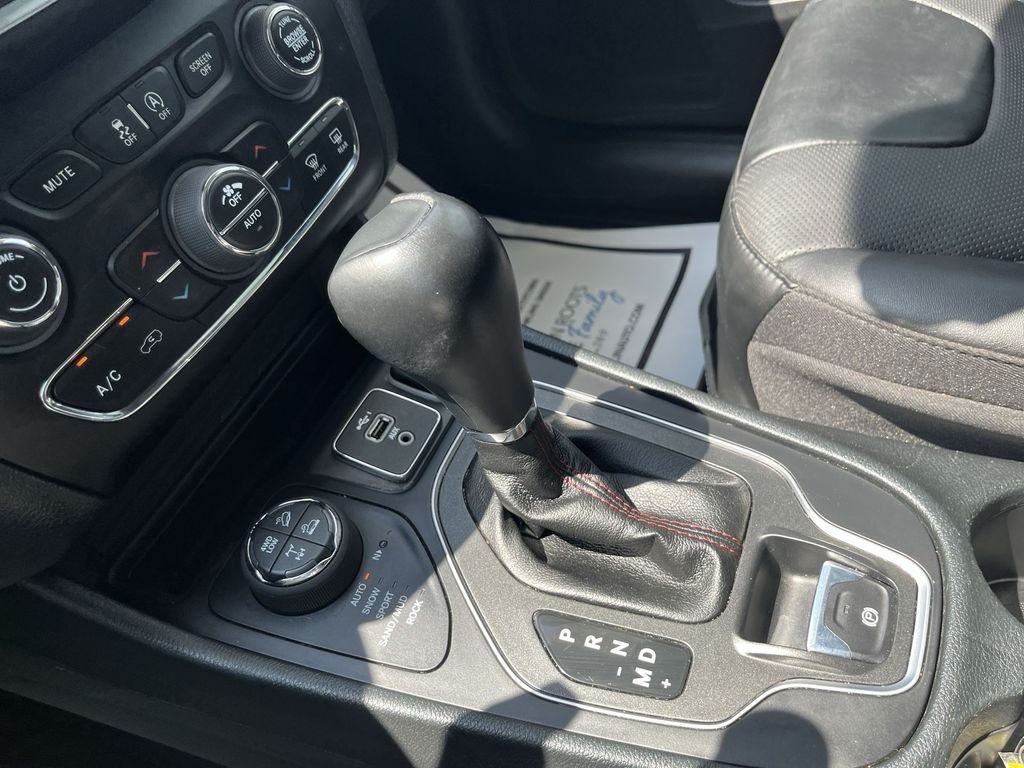 Used 2023 Gray Jeep Trailhawk image 20